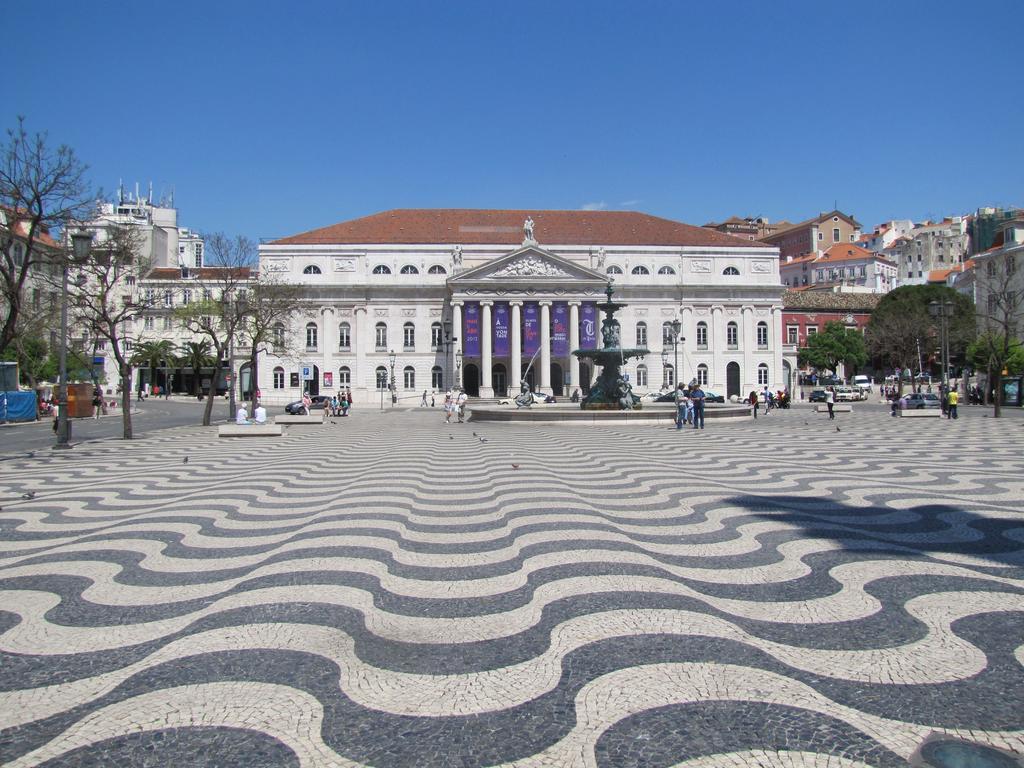 Remodeled Historic Apartment In Bairro Alto Lisboa المظهر الخارجي الصورة